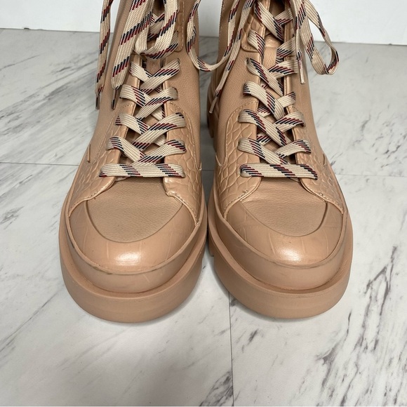 Vince Camuto Korigan Pink Tan Leather Lace Up Lug Sole Boot 9 1/2 M - Picture 11 of 15